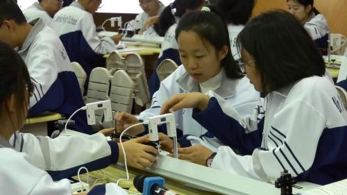 《动量定理》人教版高二物理第16届全国青年教师赛课视频