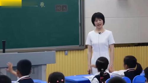 《纸船和风筝》部编版二上语文“教学评”一体化课堂教学系列活动2025研讨课视频