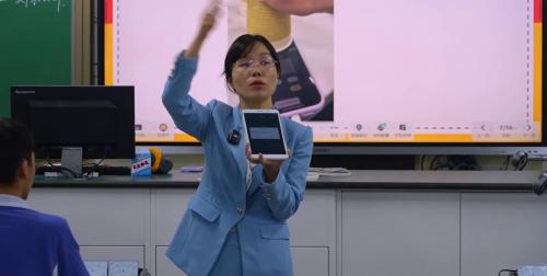 《电流与电压和电阻的关系》2025人