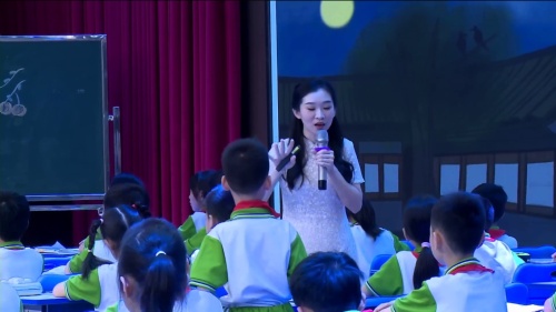 《在那奇妙的王国里》部编版三上语文任务群2025研讨课视频