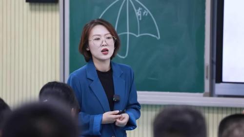 “纵横”“破立”悟逻辑《反对党八