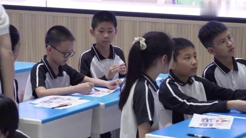 《Unit 5 My Clothes B Read and W