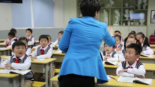 《4.不做“小马虎”》部编版道法一年级下册-白老师-课堂实录