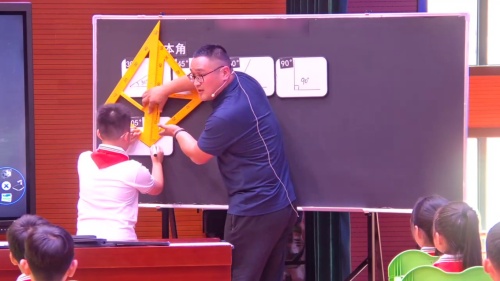 《不确定性第二课时-摸球游戏》2025北师大版四上数学主题教研暨省级学科教研基地项目阶段性成果展示课视频