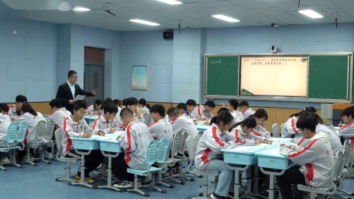 高中语文选修《中国革命传统作品专