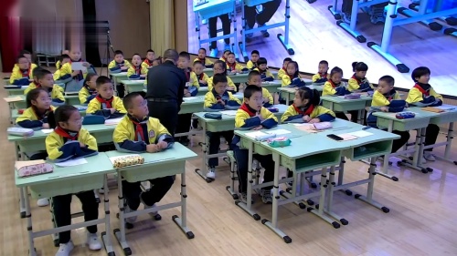 《跳格子》2025人教版小学数学三年级名师观摩课视频-方芳