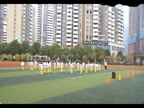 《移动性技能》观摩课教学视频-三年级体育-跨学科体育教学研讨活动