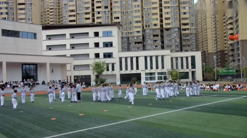 《山羊分腿腾跃》观摩课教学视频-五年级体育-江西省基础教育优质课教学课例交流活动