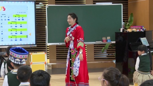 《包子剪子锤》苏少版二下音乐2025课堂实录视频