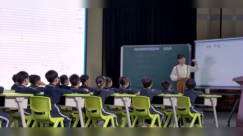 《Unit 5 Mum’s washing up Perio