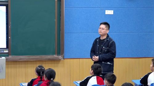 《圆柱的表面积》青岛版数学五年级