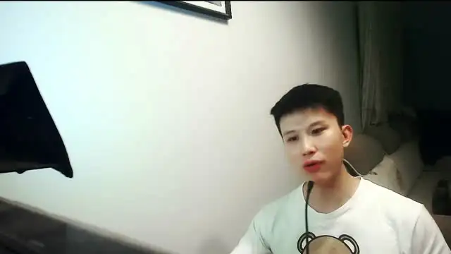 《老吴高级情商私教课：全方位提升情商的秘籍》