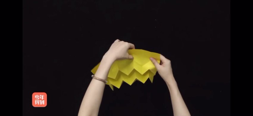 牛津博士纸飞机物理课：探索科学折纸技巧